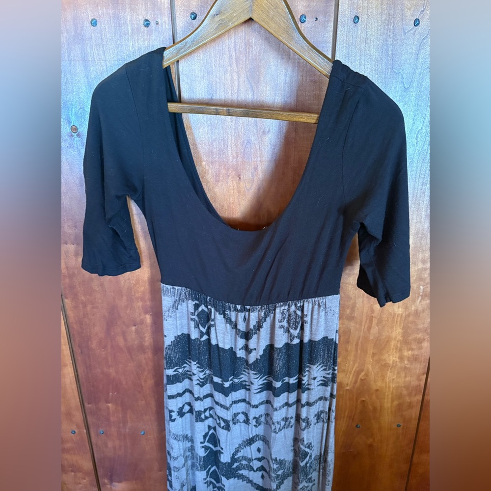 Black and Tan Women's Tribal Maxi Dress